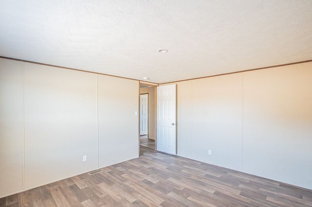 245 Lelon Lane, Springtown, TX 76082