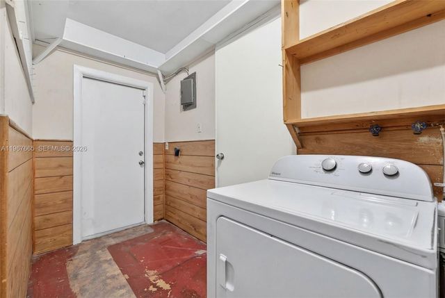 1919 NW 38th St, Oakland Park, FL 33309