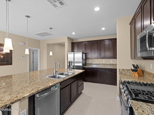 718 Treasure City Drive, Spanish Springs, NV 89441