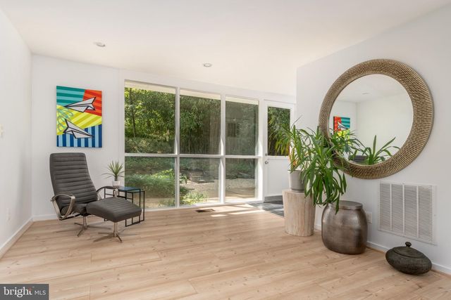 7216 STAFFORD RD, Alexandria, VA 22307