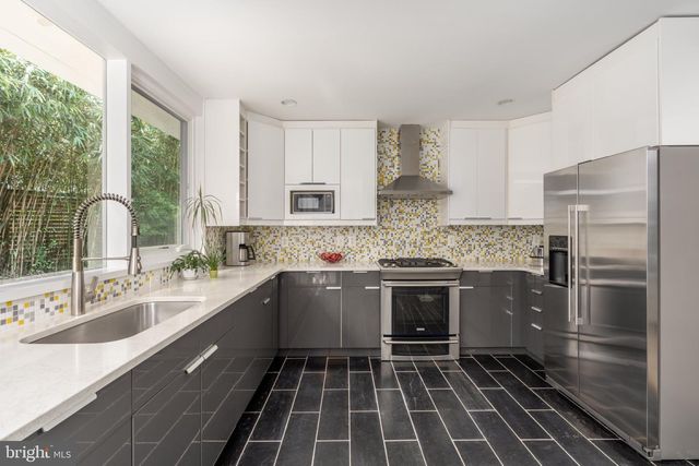 7216 STAFFORD RD, Alexandria, VA 22307