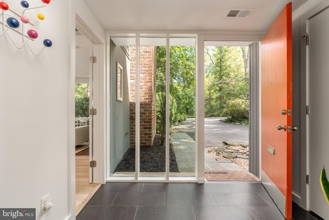 7216 STAFFORD RD, Alexandria, VA 22307