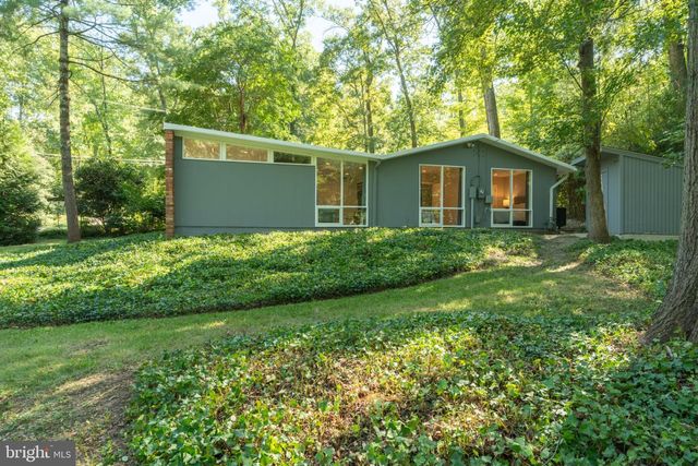 7216 STAFFORD RD, Alexandria, VA 22307
