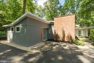 7216 STAFFORD RD, Alexandria, VA 22307