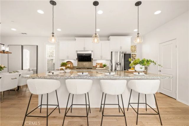 161 Fixie, Irvine, CA 92618