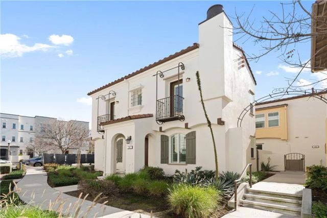 161 Fixie, Irvine, CA 92618