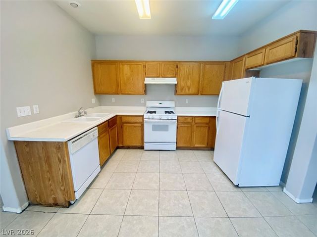 2512 Birds Nest Cactus Court, Las Vegas, NV 89106