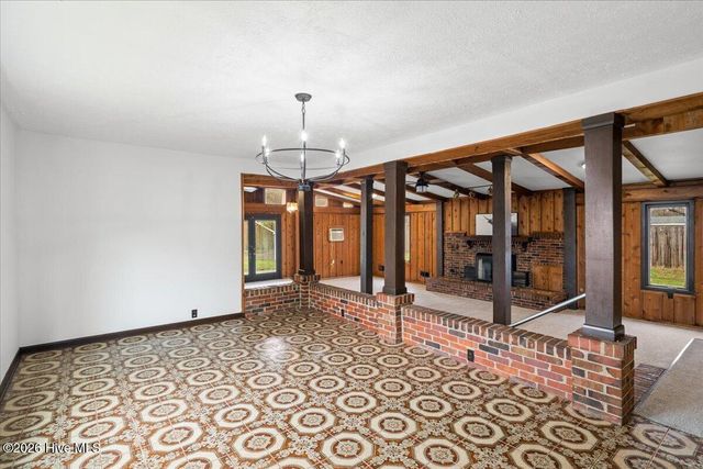 742 Newport Road, Fayetteville, NC 28314