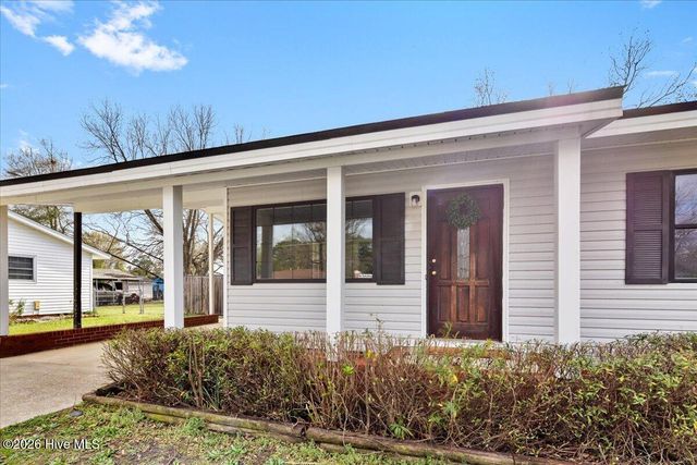 742 Newport Road, Fayetteville, NC 28314