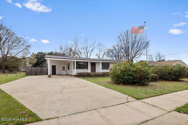 742 Newport Road, Fayetteville, NC 28314