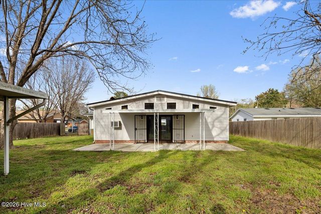 742 Newport Road, Fayetteville, NC 28314