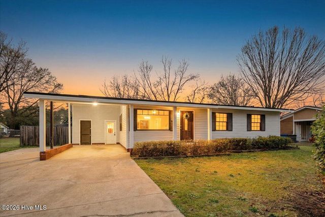 742 Newport Road, Fayetteville, NC 28314