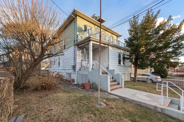 4534 Hoxie Street, Bronx, NY 10470
