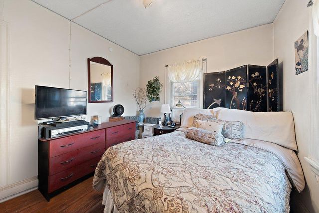4534 Hoxie Street, Bronx, NY 10470