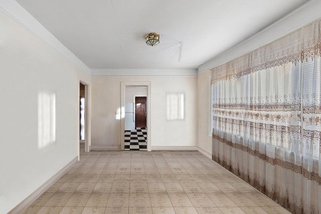 4534 Hoxie Street, Bronx, NY 10470