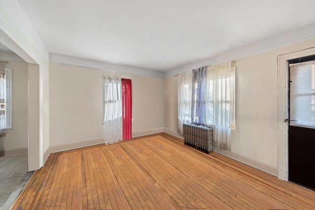 4534 Hoxie Street, Bronx, NY 10470