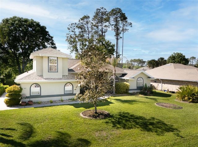 40 EDGEWATER DRIVE, Palm Coast, FL 32164
