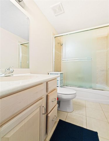 40 EDGEWATER DRIVE, Palm Coast, FL 32164