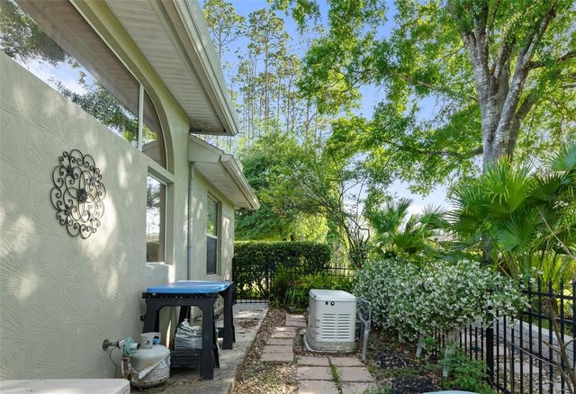 40 EDGEWATER DRIVE, Palm Coast, FL 32164