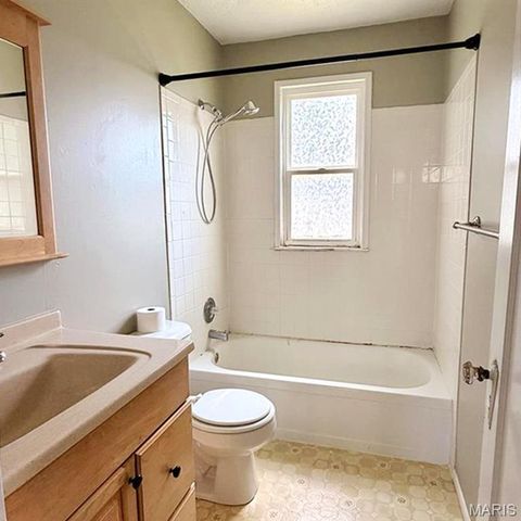 8 Lindner Lane, Union, MO 63084