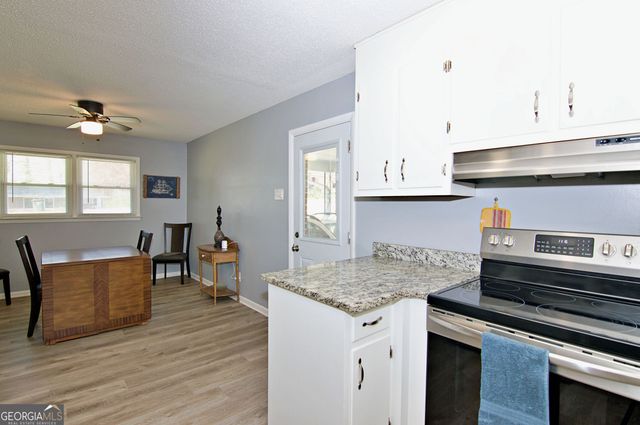 1055 Skyline Drive, Toccoa, GA 30577