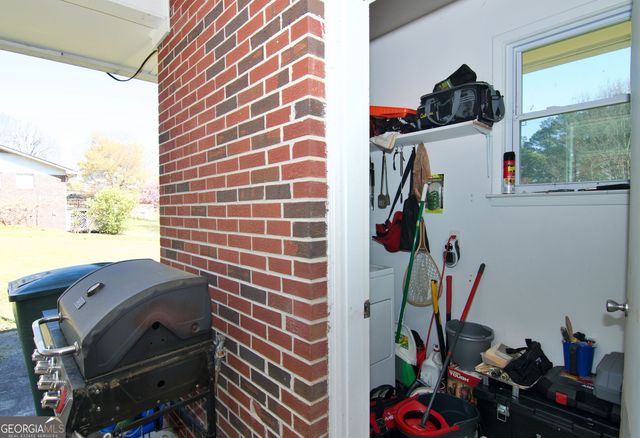 1055 Skyline Drive, Toccoa, GA 30577