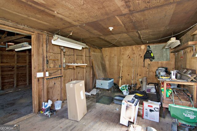 1055 Skyline Drive, Toccoa, GA 30577