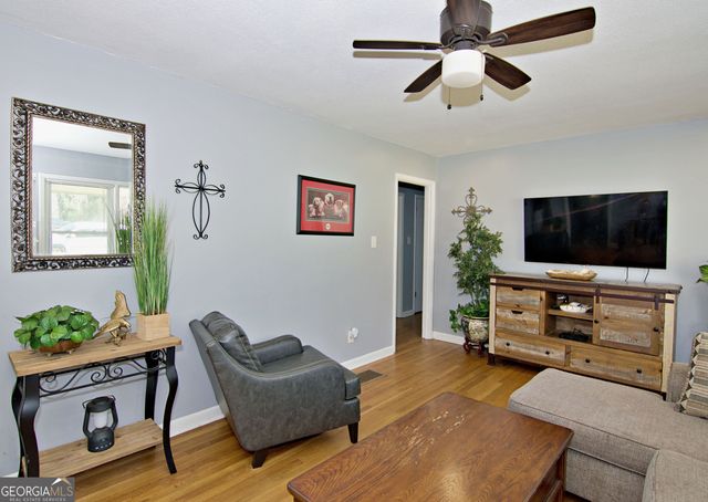 1055 Skyline Drive, Toccoa, GA 30577