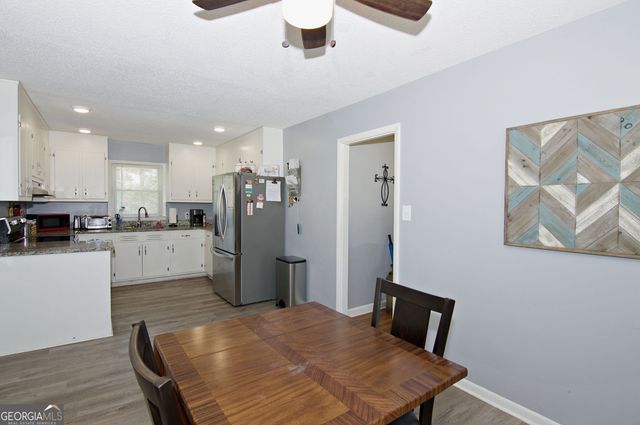 1055 Skyline Drive, Toccoa, GA 30577