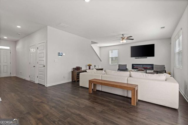 1241 Richmond Court SE, Atlanta, GA 30354