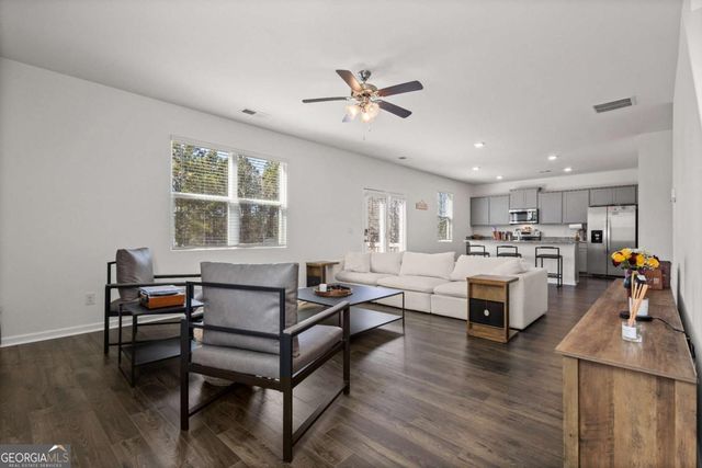 1241 Richmond Court SE, Atlanta, GA 30354