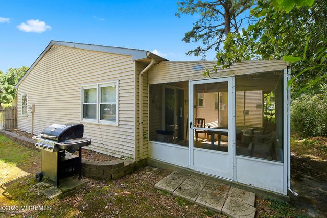 47 Keene Street 72, Whiting, NJ 08759