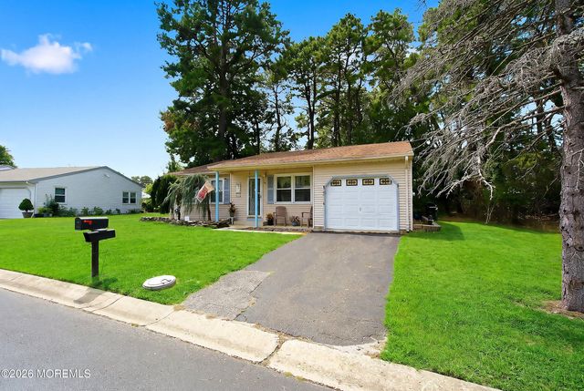 47 Keene Street 72, Whiting, NJ 08759