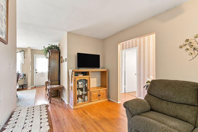 47 Keene Street 72, Whiting, NJ 08759