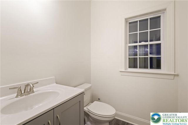 20 Lillian Court 7, Williams Twp, PA 18042