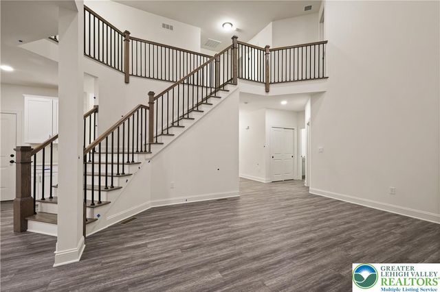 20 Lillian Court 7, Williams Twp, PA 18042