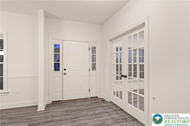 20 Lillian Court 7, Williams Twp, PA 18042