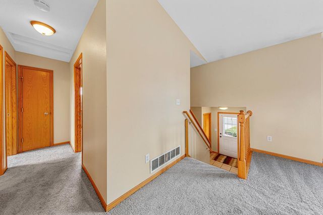 1745 Cornerstone Lane, Owatonna, MN 55060