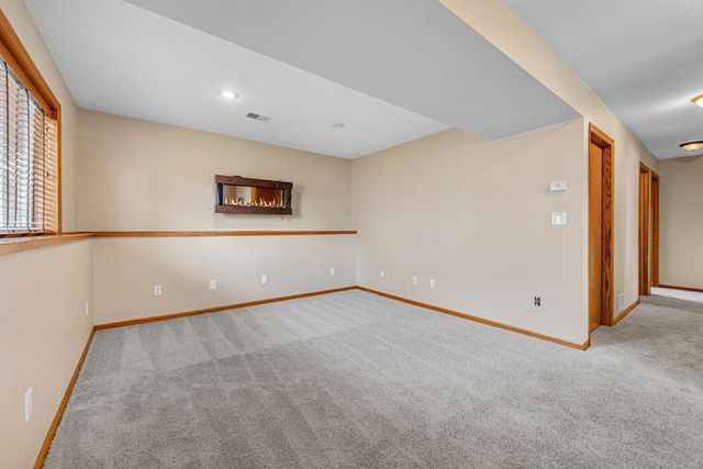 1745 Cornerstone Lane, Owatonna, MN 55060