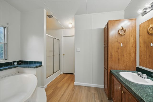 230 Sea Salt Drive, Springtown, TX 76082
