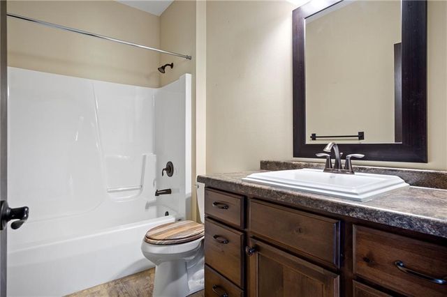 E18609 Lemere Court, Augusta, WI 54722