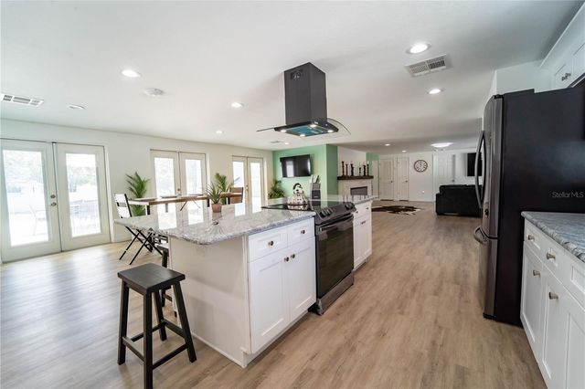 39352 COUNTY ROAD 54, Zephyrhills, FL 33542