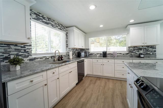 39352 COUNTY ROAD 54, Zephyrhills, FL 33542