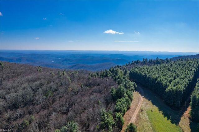 339 Stillhouse Branch Road, Laurel Springs, NC 28644