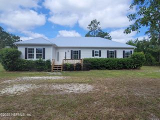 2438 QUARTERHORSE Trail, Middleburg, FL 32068