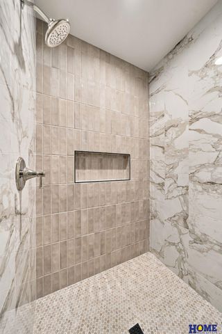 9210 Triana Lane, Lincoln, NE 68510