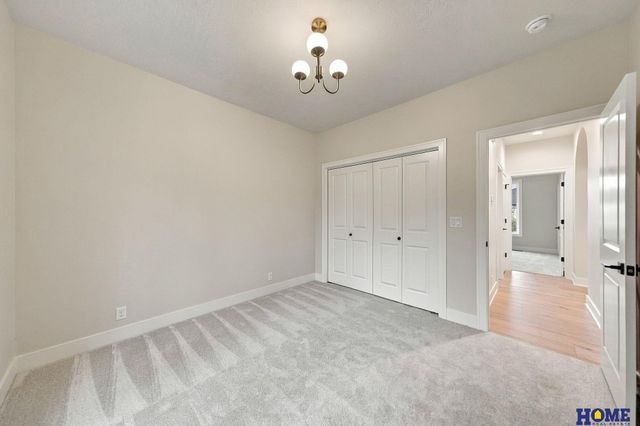 9210 Triana Lane, Lincoln, NE 68510