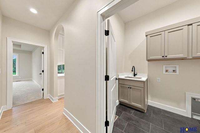 9210 Triana Lane, Lincoln, NE 68510