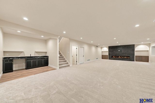 9210 Triana Lane, Lincoln, NE 68510