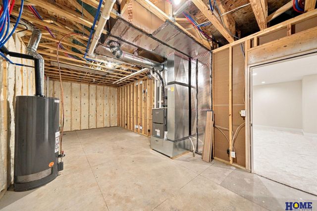 9210 Triana Lane, Lincoln, NE 68510